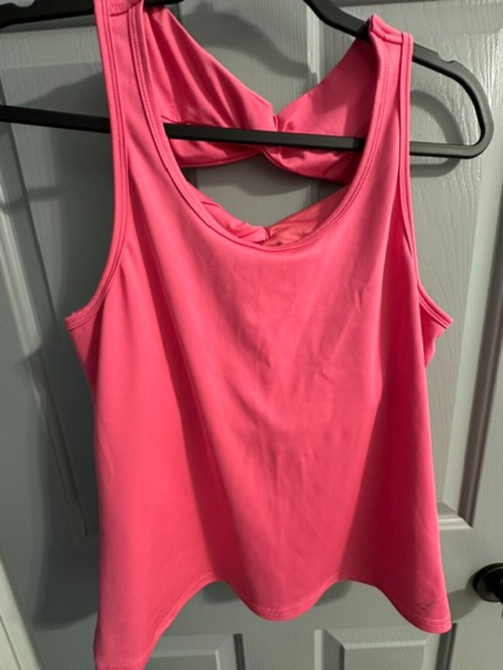 Freely Women's Bright Pink Athletic Top - Size Large